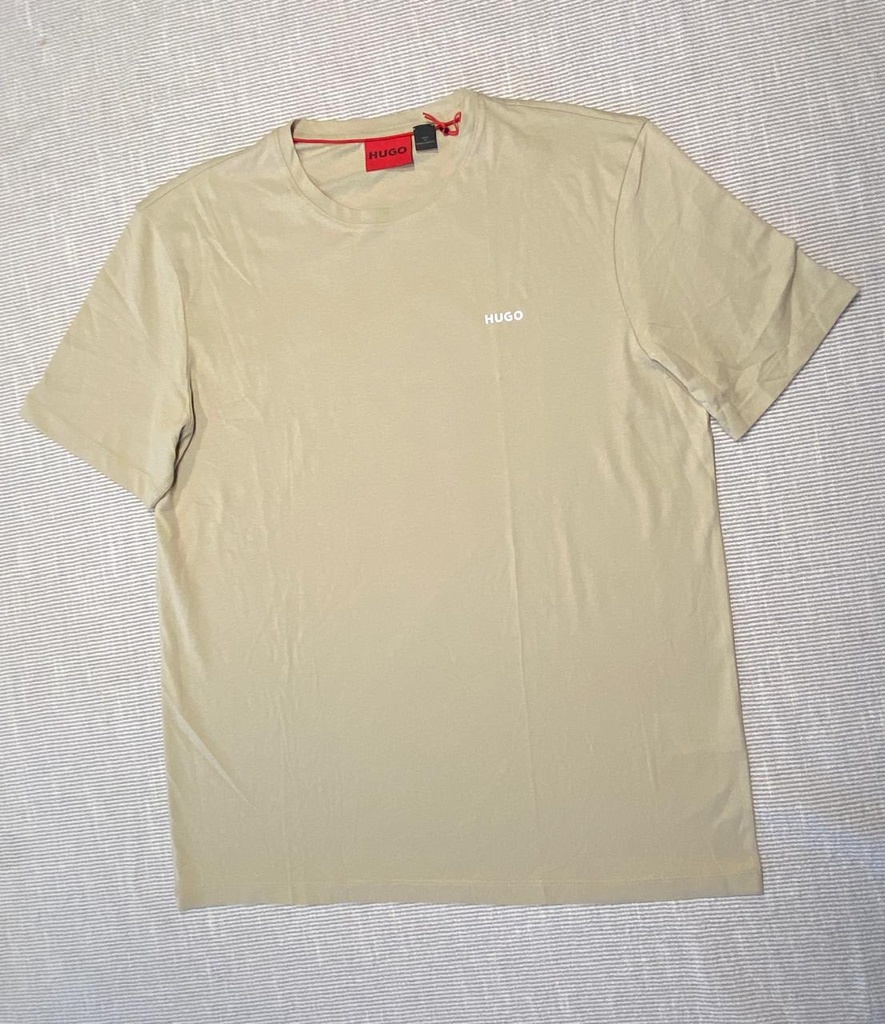 Camiseta Hugo Boss basica beige