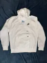 Buzo con capucha nike blanca (2)