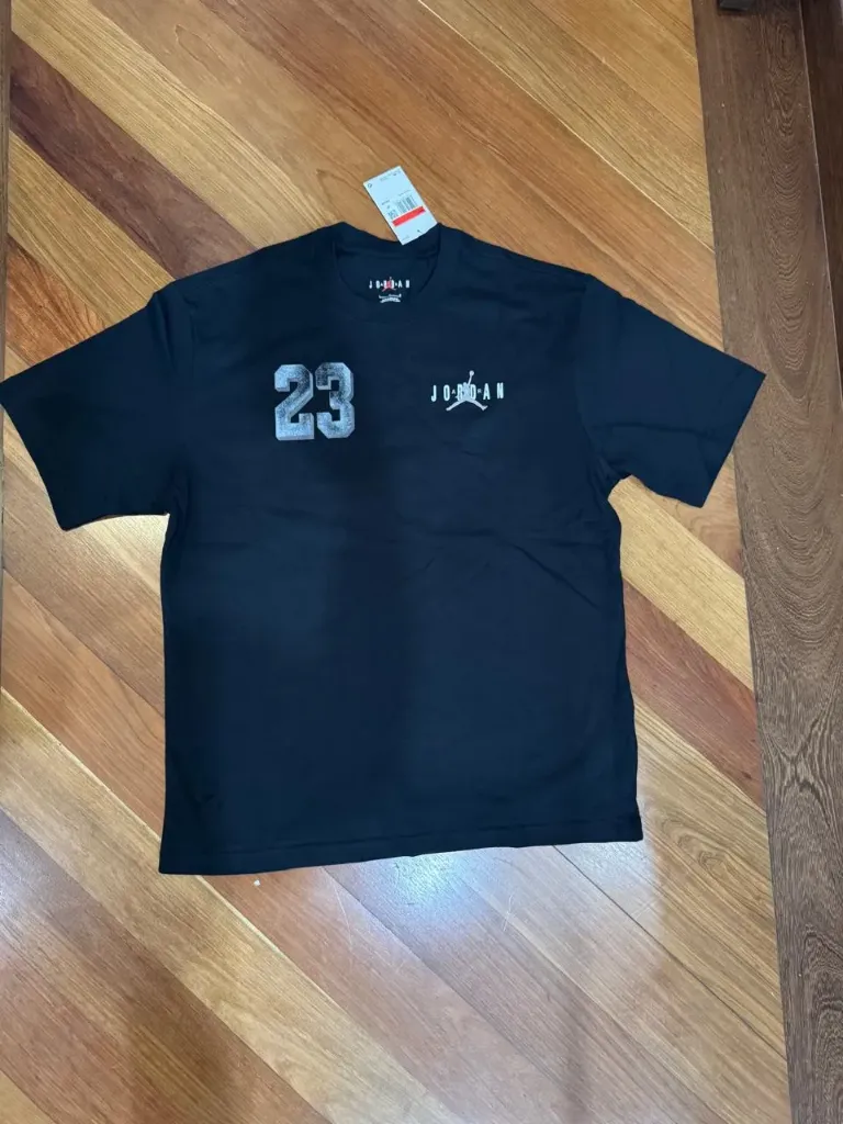Camiseta Jordan Brooklyn negra 23 (m)
