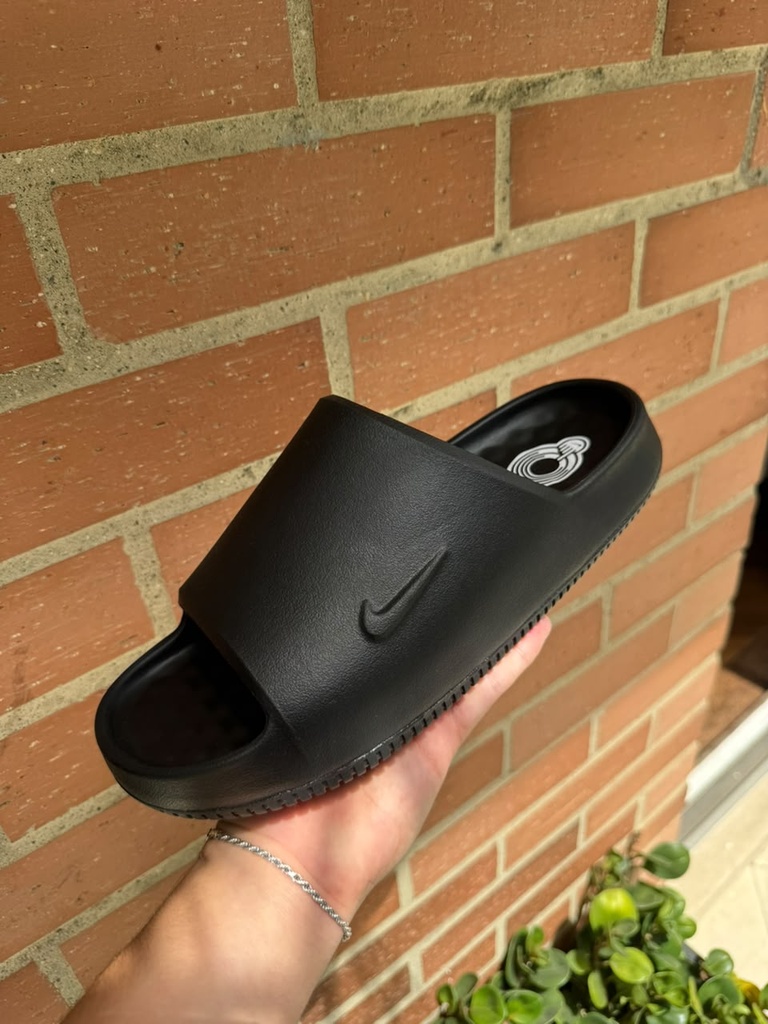 Sandalias Nike calm 2.0