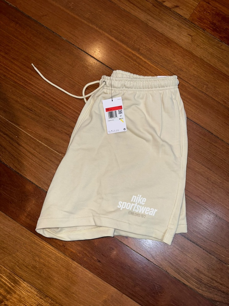 Pantaloneta / Short Nike Club flow Beige algodon