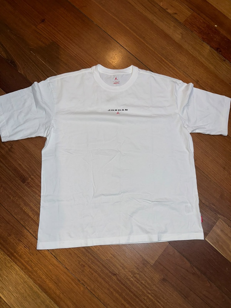 Camiseta Jordan Basica oversized blanca