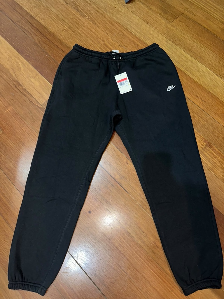 Jogger Nike Club negro (s)